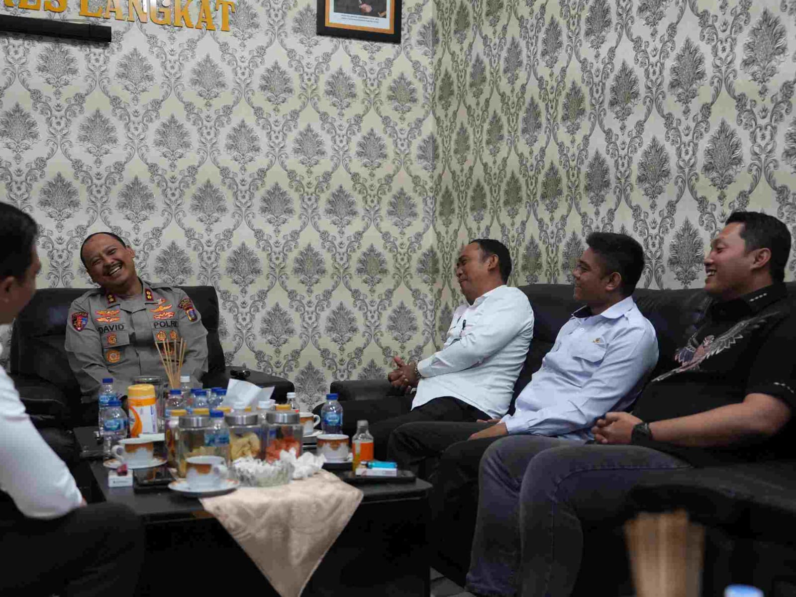 WhatsApp Image 2025-11-05 at 00.58.19 (2)