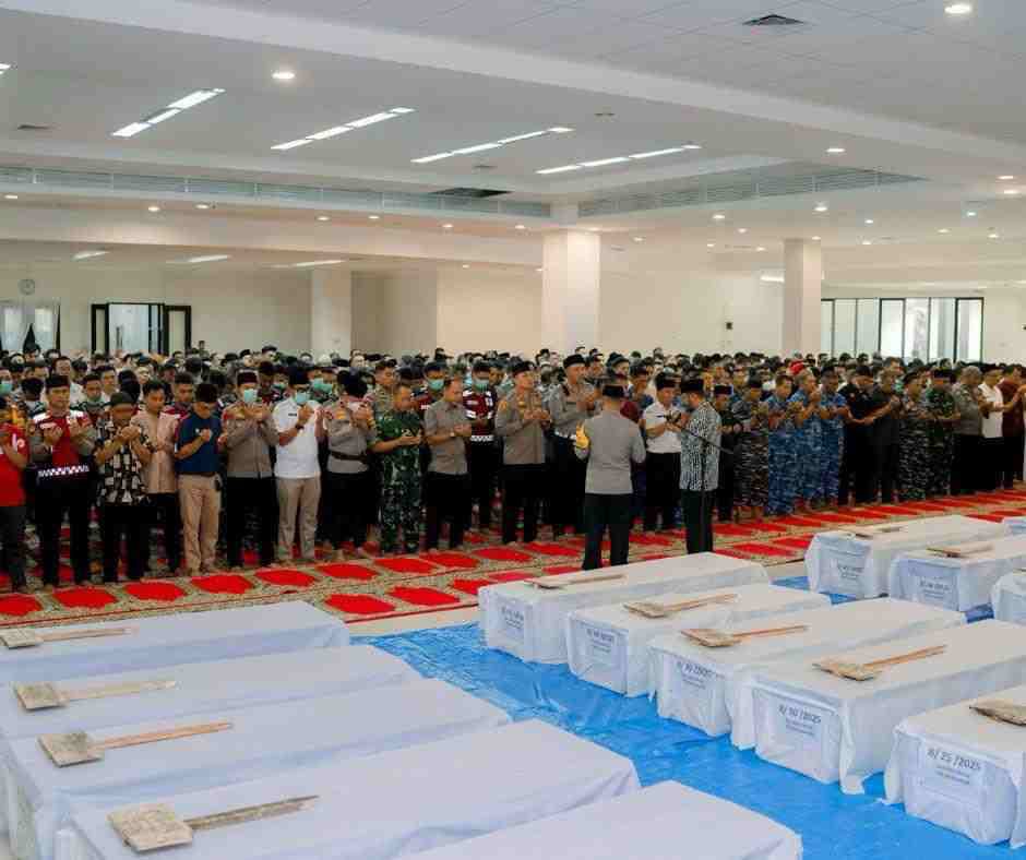 WhatsApp Image 2025-12-11 at 00.43.08 (1)